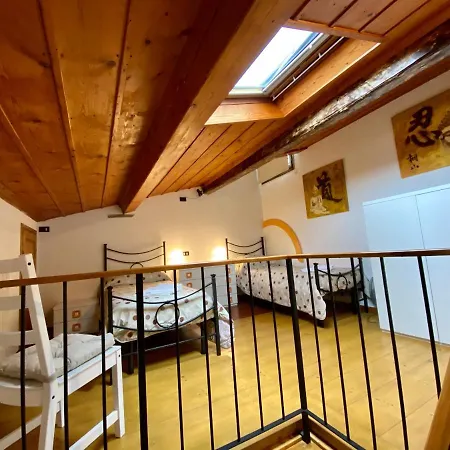 Cozy 4th And Top Floor Apartment Florence