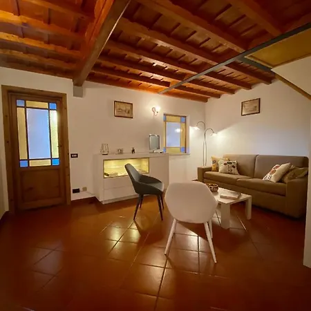 Apartamento Cozy 4th And Top Floor *