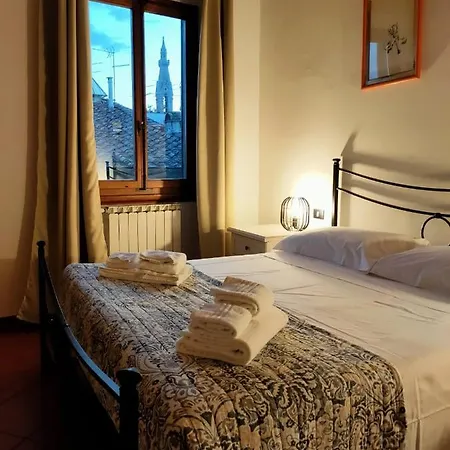 Apartamento Cozy 4th And Top Floor